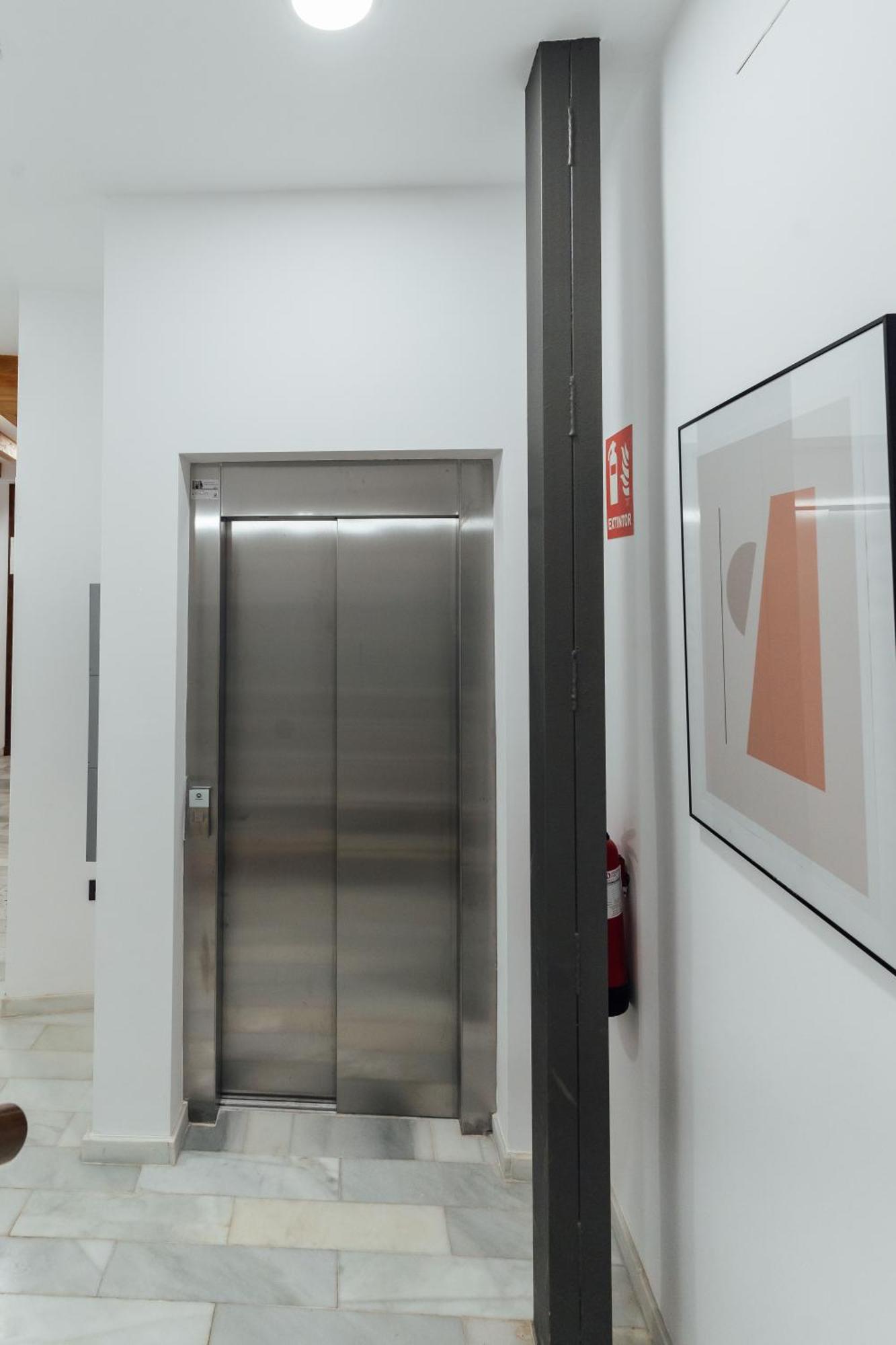 Luxury And Cozy- 1Bd 1Bth- Las Setas เซบีญา ภายนอก รูปภาพ